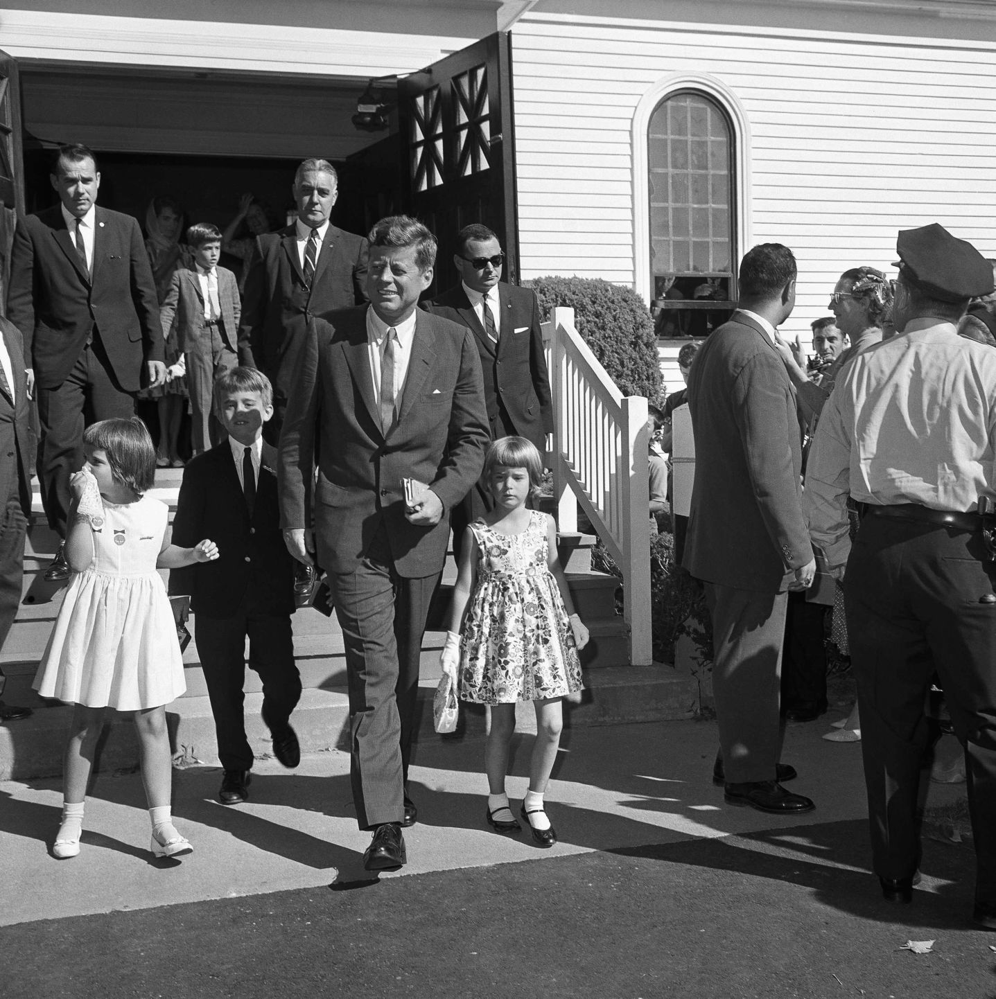1962: JFK And Nieces
